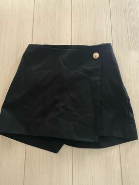 H&M Black Skort with Gold Accent